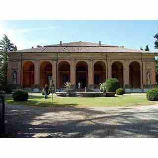 VILLA CICOGNA